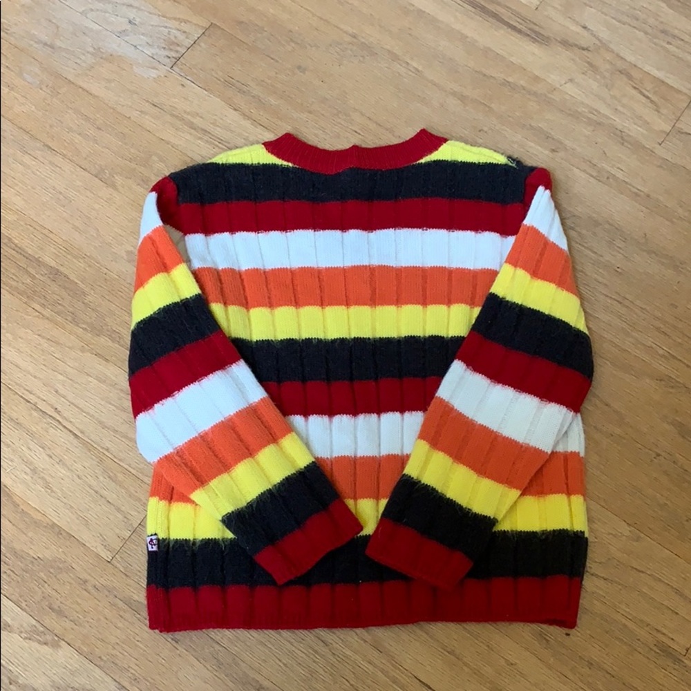 Sweater - Picture 5 of 6
